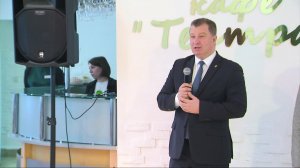 Глава Серовского городского округа Василий Сизиков поздравил ветеранов с Днем Победы