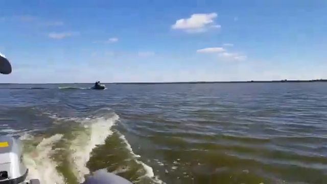 Yamaha 8 и Кайман 300s смотреть онлайн