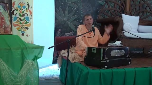 Бхайрава Тарджака дас - Харинама сева катха 1 смотреть онлайн