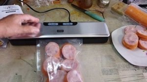 Вакуумный упаковщик Afalins Вакумация купленной колбасы Светофоре.