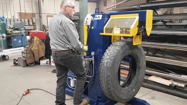 Butty Mfg. TC200 Tire Cutter