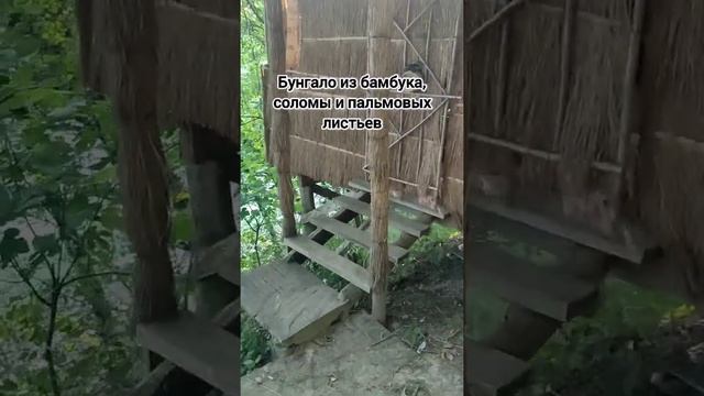 Шлыпра - сказочная лагуна в Абхазии, до которой можно добраться только по морю