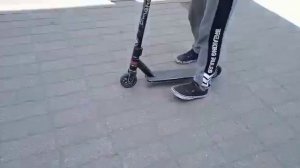 обучение випу на трюковом самокате