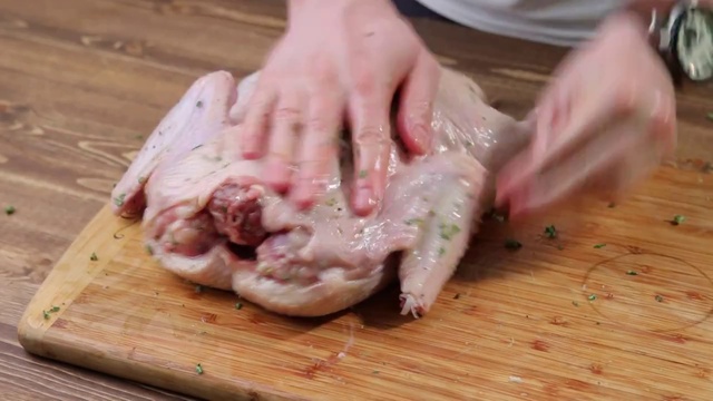 Утка с яблоками в апельсиновом маринаде