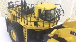 Фронтальный погрузчик Komatsu WA1200