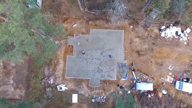 УШП - растаскиваем и разглаживаем бетон, выводим уровень смотреть онлайн