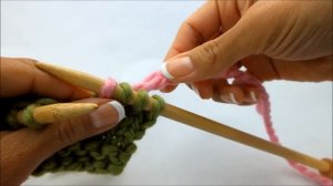 How to Join in new yarn - Easy Knitting tutorial!