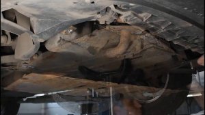 Замена масла и масляного фильтра в двигателе автомобиля Volkswagen Polo Sedan 1,6