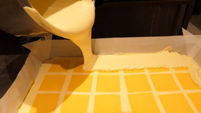 치즈 대왕카스테라 생크림 대왕카스테라  cheese giant castella cream giant castella  - korean street food