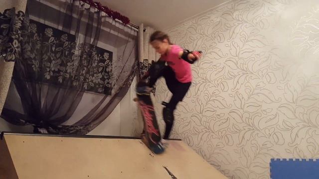 Elizaveta Bannikova 2017.Мини рампа # 1 смотреть онлайн