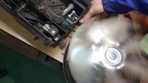 Регулятор напряжения для регулировки оборотов вентилятора.