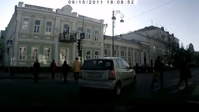 Дамы за рулём.avi смотреть онлайн