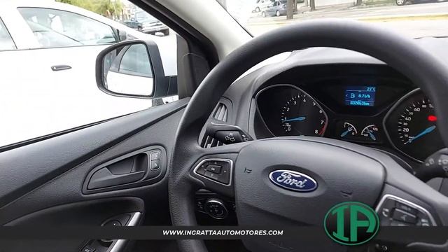 FORD FOCUS 1.6 S - 4 PUERTAS - 2018 - 32.000KM - смотреть онлайн