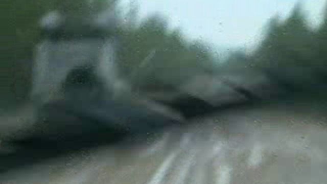 Просто дорога(150 км в одну сторону) и дождь.wmv смотреть онлайн