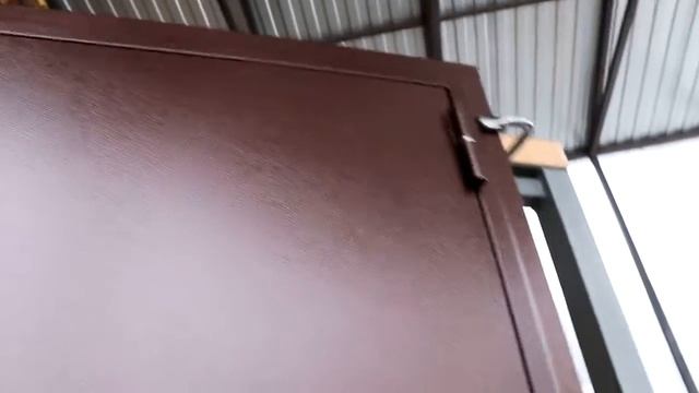 Дверь металл-панель с объемным металлическим наличником смотреть онлайн