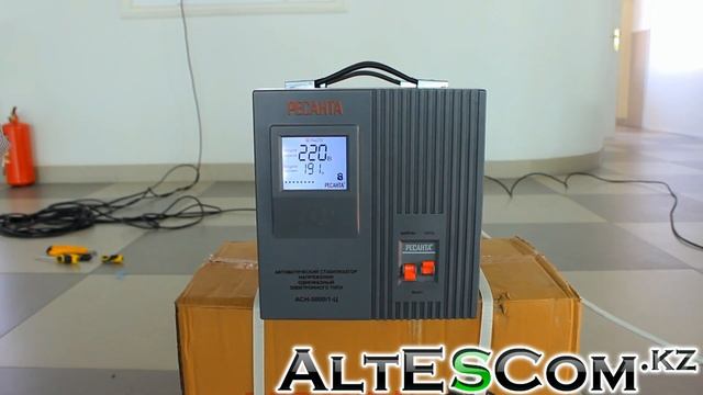 Стабилизатор напряжения однофазный РЕСАНТА АСН-5000 (63/6/6) смотреть онлайн