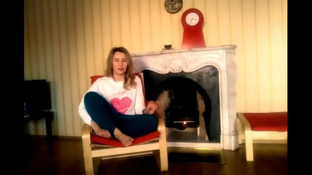 С чего начать занятия йогой. Как лучше заниматься- самому дома или с преподавателем. смотреть онлайн