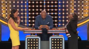 Family Feud - Что есть у партнера по свиданию?