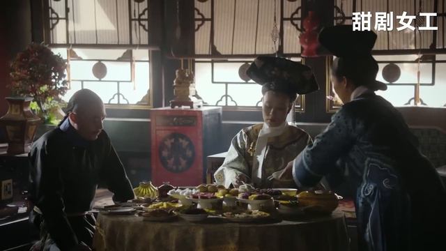 甄嬛借畫眉來試探如懿，如果她心虛那麼肯定會手抖，不愧是上一屆宮鬥冠軍！