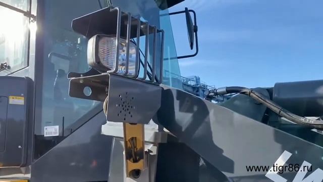 Обзор Фронтального погрузчика XCMG LW330FN
