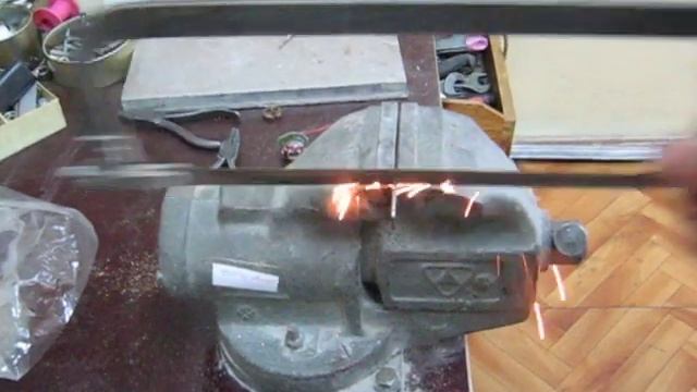 Что будет если распилить неодимовый магнит ножовкой? смотреть онлайн