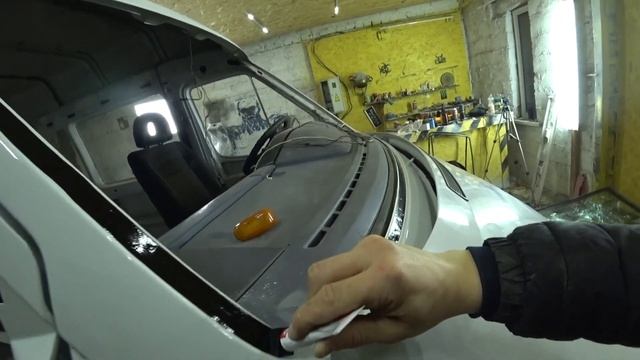 Как правильно вклеить лобовое стекло Куда наносить клей смотреть онлайн