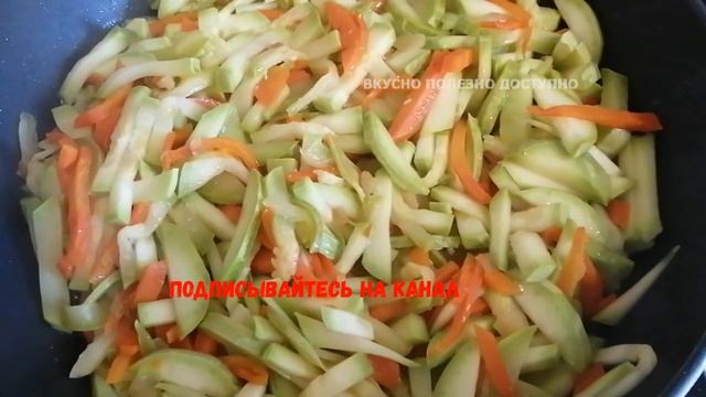 Кабачковая икра как магазинная. Съедается моментально. Можно приготовить на зиму смотреть онлайн