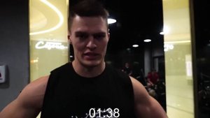 ПОДРОСТОК ПОРВАЛСЯ НА ЗАРУБЕ 100 кг НА 100 раз / ЖИМ 100 на 100 ПОСТАНОВА?