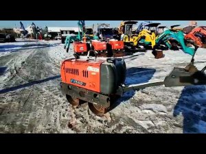 Ручной виброкаток вес 585 кг Hitachi ZV550W