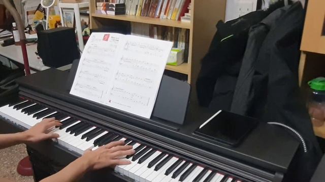 ORLA CDP1樂曲示範～Bach: Minuet in G major смотреть онлайн