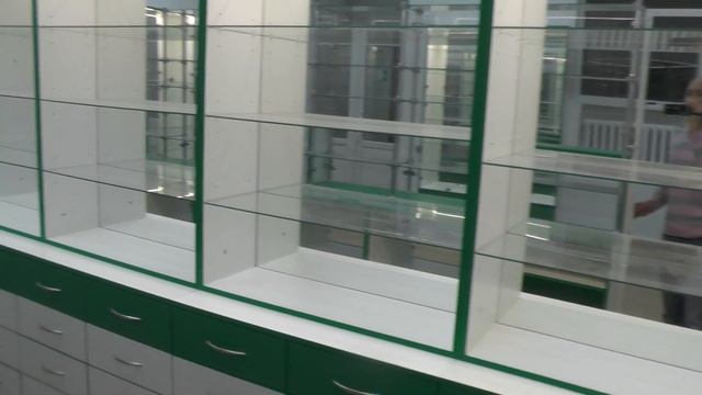 Мебель для аптеки на заказ. Обзор№7. Торговое оборудование для аптек. Аптечная мебель в Киеве.