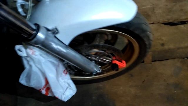 Тормозные суппорта HONDA CB 1300 SC 40 Тормозные диски смотреть онлайн