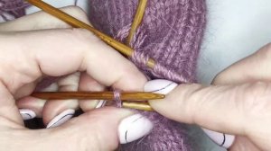 Как добрать петли для вязания большого пальца на варежке