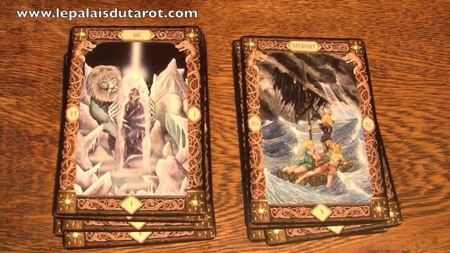 Magie des Runes - Jeu divinatoire смотреть онлайн