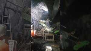 Самаходная Буровая установка СБУ ESD9 #Алмазное бурение #это_мужской_канал #бурение #геолg