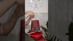 Гидростатический парадокс наоборот! / The hydrostatic paradox is the opposite!