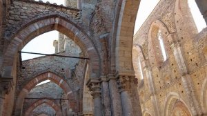 SAN GALGANO ABBAZIA ED EREMO 4K -  DRONE - TOSCANA 2020 - Silvia Ferroni