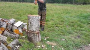 Колка дров колуном Фискарс Х25 | Chopping wood with Fiskars X25