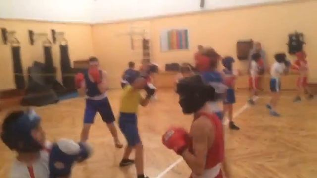 Тренировочный день, 17 ноября 2016 г., юноши, Клуб "Чемпион", Спирин А.А. смотреть онлайн