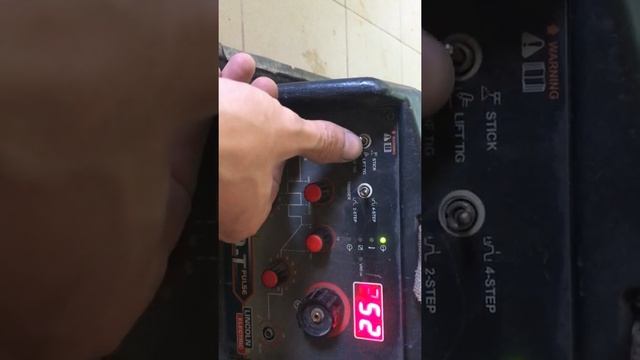 Сварочный аппарат Lincoln Electric V270TP смотреть онлайн