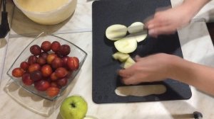 ШАРЛОТКА из яблок и слив. ОЧЕНЬ ВКУСНО