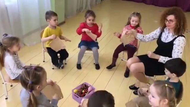 Отчётное занятие кружка по обучению игре на музыкальных инструментах