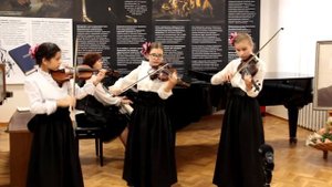 Скрипичное трио "Caprise". Б. Марчелло «Скерцандо»