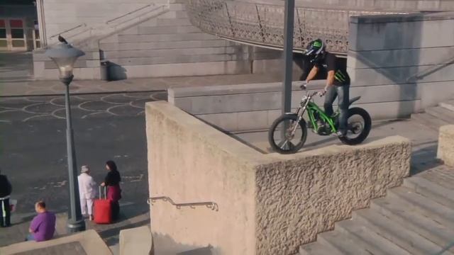 Мото кросс по городу