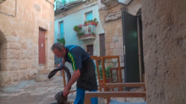 More than 600 years! A historic bakery that has been baking in a wood-fired oven ?【Altamura, Italy】 смотреть онлайн