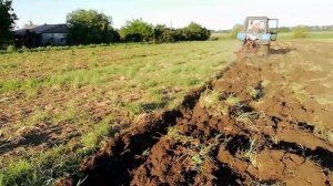 Испытание плуга ПЛН с углоснимами . Углоснимы не работают по сырой земле.
