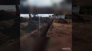 Прокладка  труб отопления под землёй в энергофлексе и в большой гофротрубе  . Объект в Соболях .