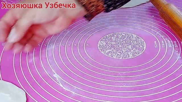 Невероятно! Используя только муку и воду, я испекла лепешка,который раздувается,как воздушные шары!