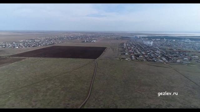 Район пригорода Евпатории, Исмаил-Бей, кооп. Строитель и Заводское с высоты птичьего полета