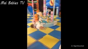 Funny Baby Videos - Kulguli Chaqaloq Videolari )?